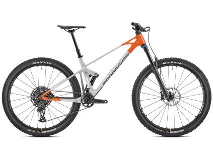 MONDRAKER Raze Carbon R, racing silver/orange, 2025 (Varianta Velikost S)